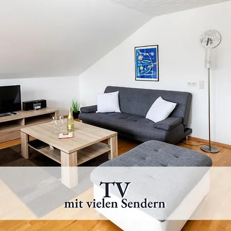 Markelfingen: Spacious Lakeside Retreat With Dual Balconies * Radolfzell am Bodensee