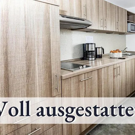 Markelfingen: Spacious Lakeside Retreat With Dual Balconies