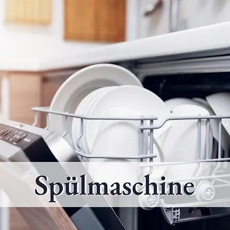 Appartement Petra - Grosszuegige In Bester Bodenseelage L 1 Minute Zum Bodensee L 7 L Vollausgestattete Kuechen L Gratis-wlan L Gratis Parkplaetze L Mitten Auf Der Mettnau *