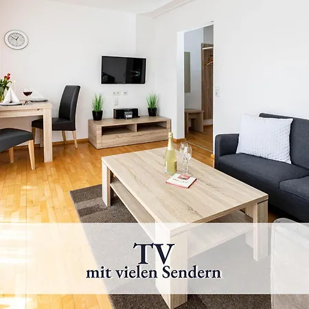 Markelfingen: Spacious Lakeside Retreat With Dual Balconies *